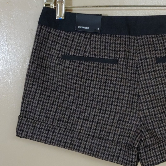 Express 🆕 Houndstooth Dress Shorts 0 - Picture 5 of 9